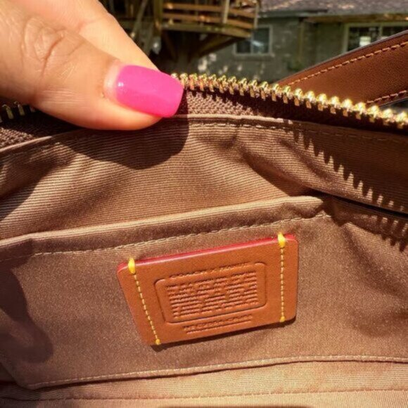 Coach X Peanuts Teri Shoulder Bag In Signature Canvas With Snoopy Print - Picture 4 of 5